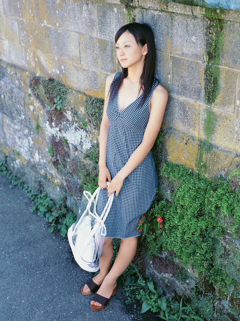 Wanibooks_ NO.10 Ayaka Komatsu 小松彩夏 写真集[200P]