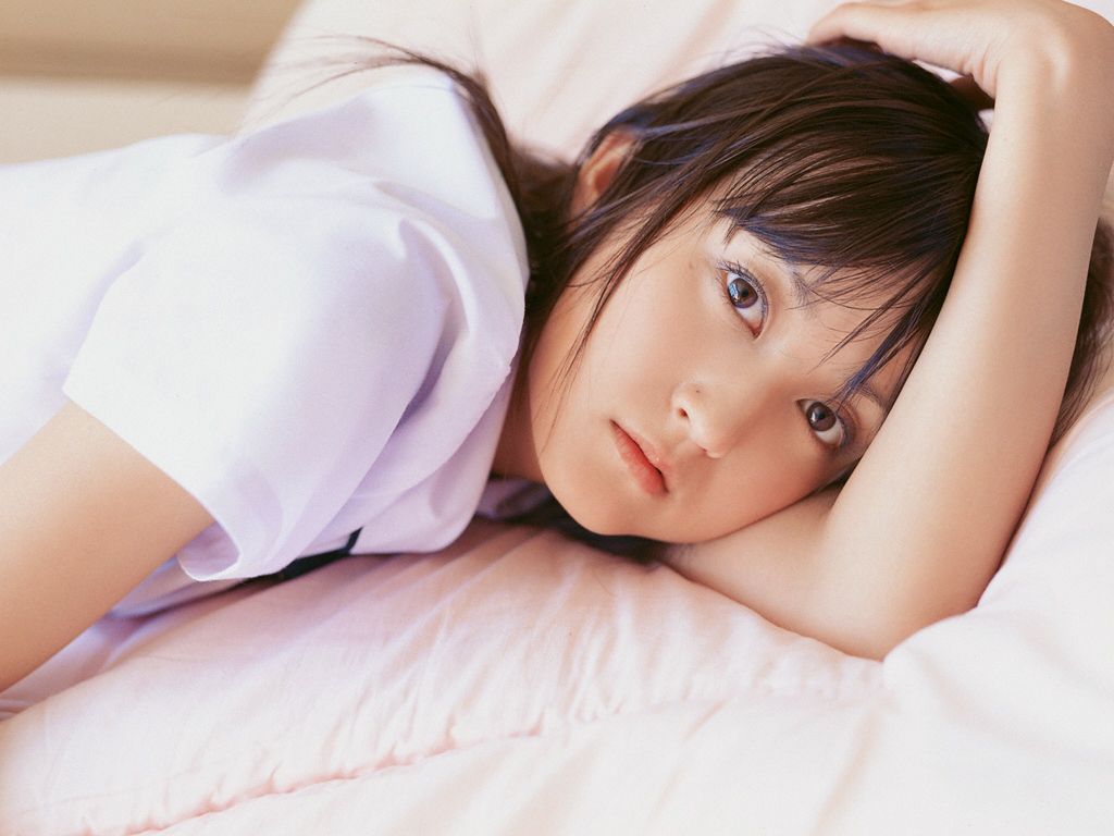 Wanibooks_ NO.10 Ayaka Komatsu 小松彩夏 写真集[200P]