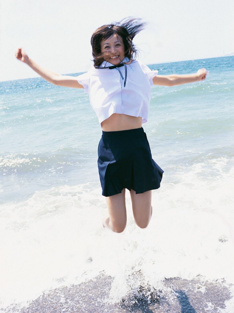 Wanibooks_ NO.10 Ayaka Komatsu 小松彩夏 写真集[200P]