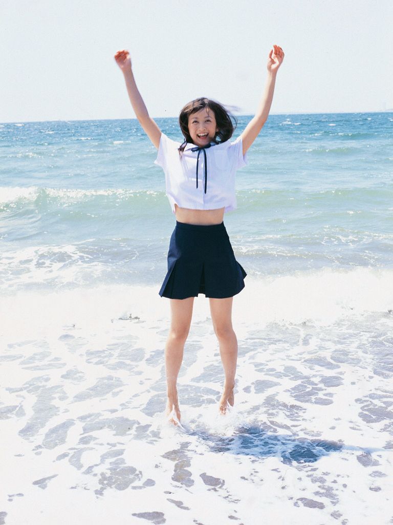 Wanibooks_ NO.10 Ayaka Komatsu 小松彩夏 写真集[200P]