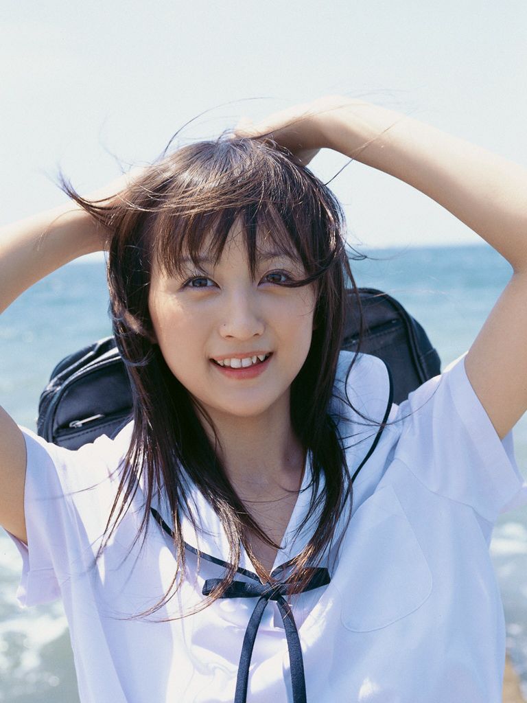 Wanibooks_ NO.10 Ayaka Komatsu 小松彩夏 写真集[200P]