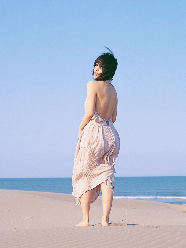 Wanibooks_ NO.15 Hiroko Sato 佐藤寛子 写真集[240P]