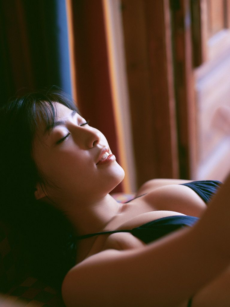 Wanibooks_ NO.15 Hiroko Sato 佐藤寛子 写真集[240P]