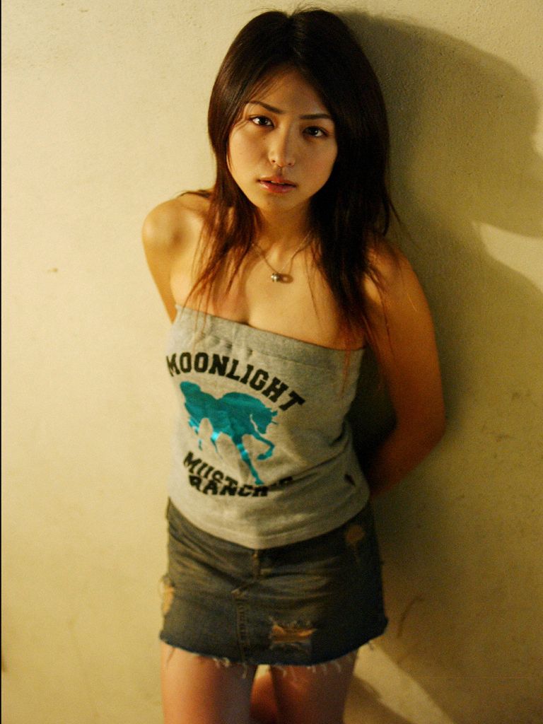 Wanibooks_ NO.27 Yukie Kawamura 川村ゆきえ 写真集[150P]