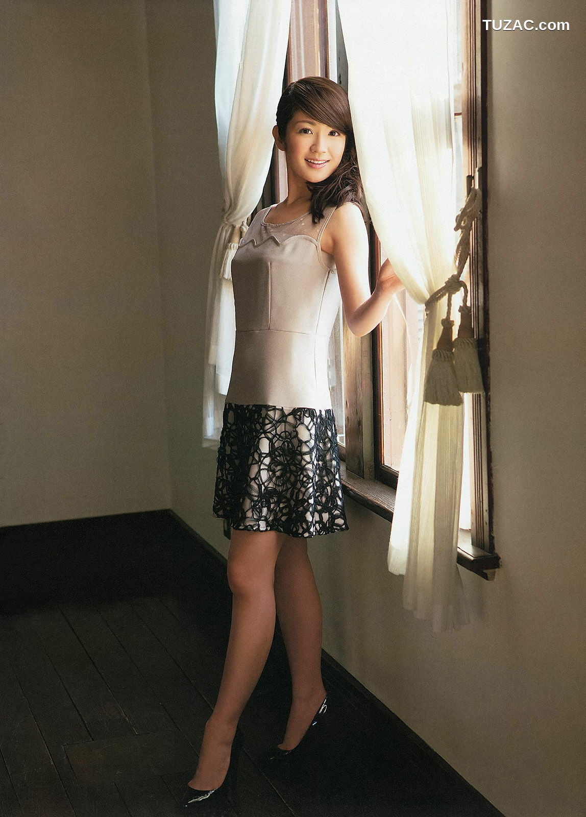 Weekly Big Comic Spirits杂志写真_ 長野美郷 2013年No.32 写真杂志[6P]