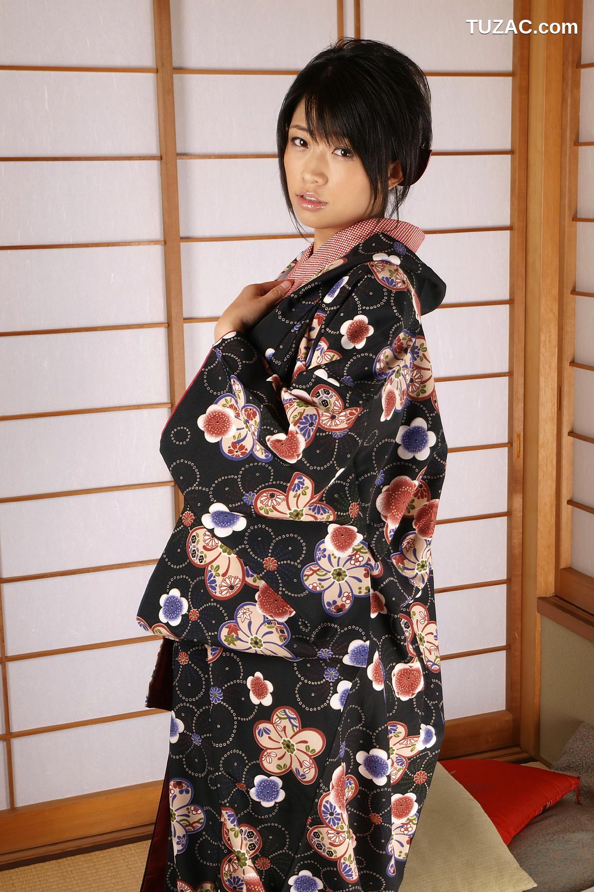 X-City_ KIMONO和テイスト 003 範田紗々 Sasa Handa 写真集[63P]