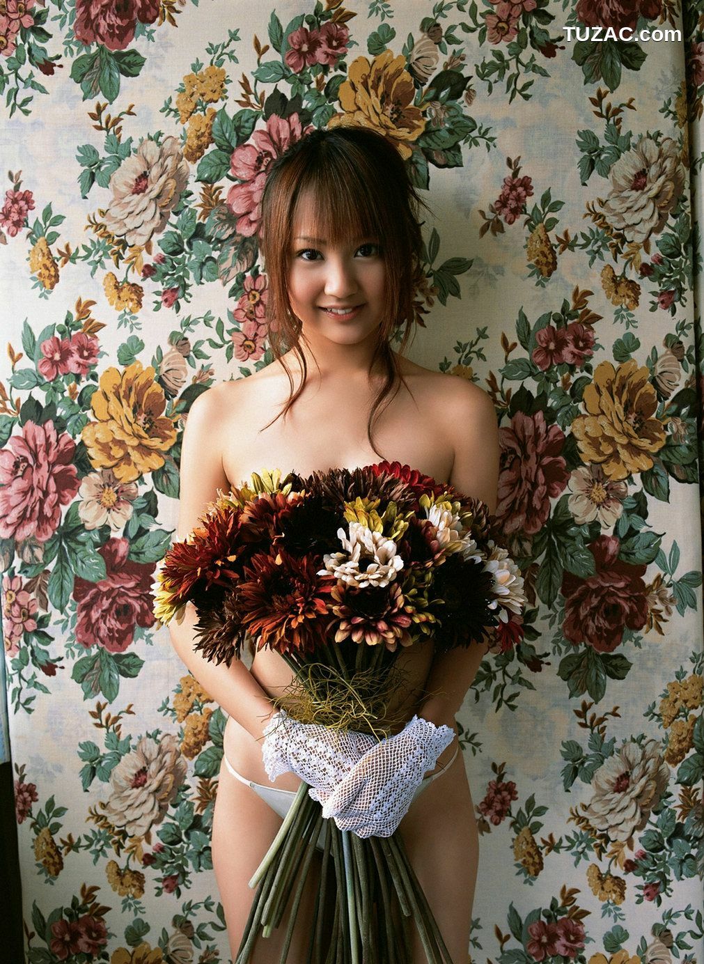 YS Web_ Vol.241 Shoko Hamada 浜田翔子 写真集[70P]