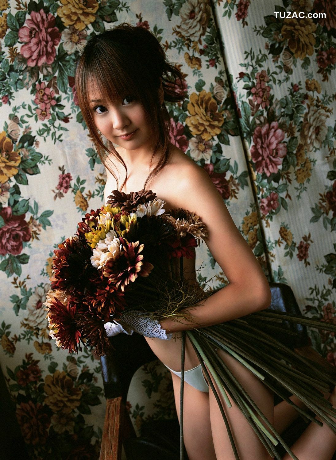 YS Web_ Vol.241 Shoko Hamada 浜田翔子 写真集[70P]