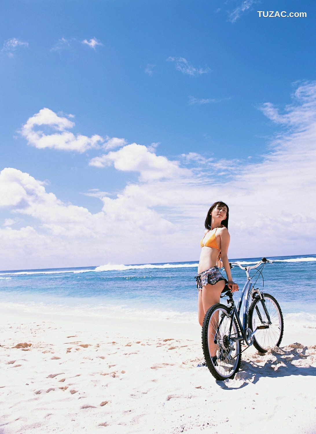 YS Web_ Vol.261 Rina Akiyama 秋山莉奈 写真集[70P]