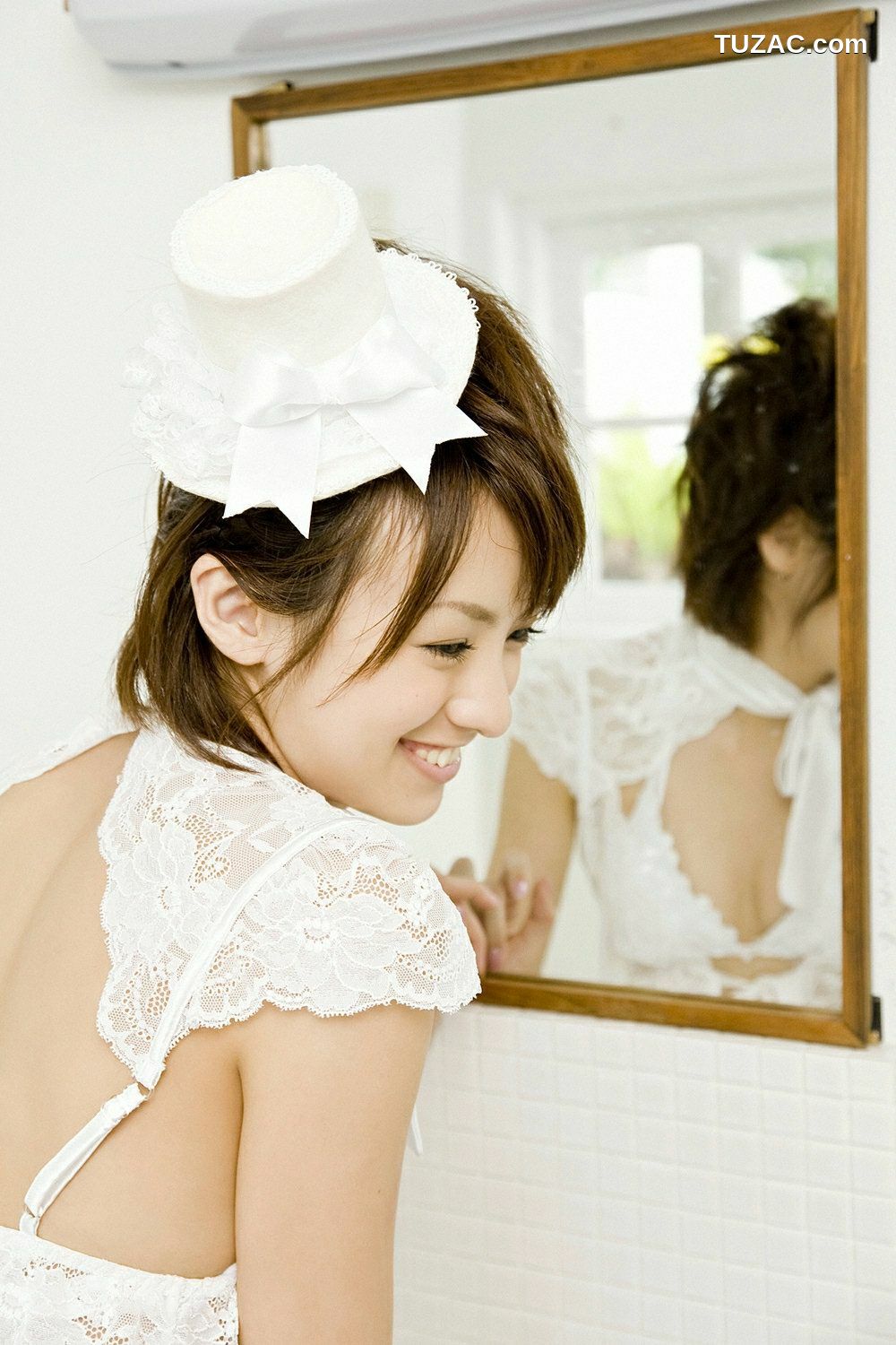 YS Web_ Vol.281 Akina Minami 南明奈 写真集[112P]