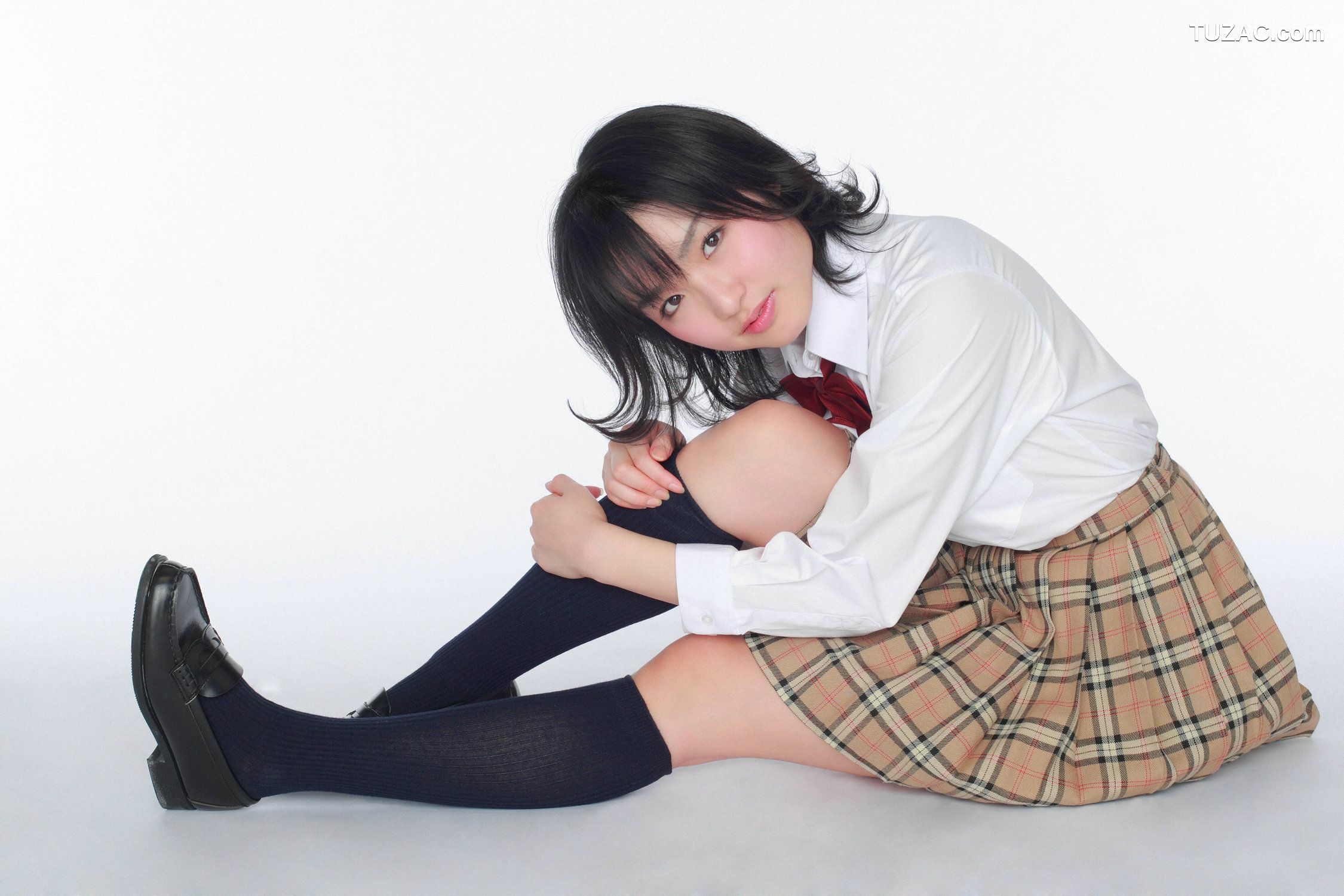 YS Web_ Vol.297 Momo Ito 伊藤桃 写真集[49P]