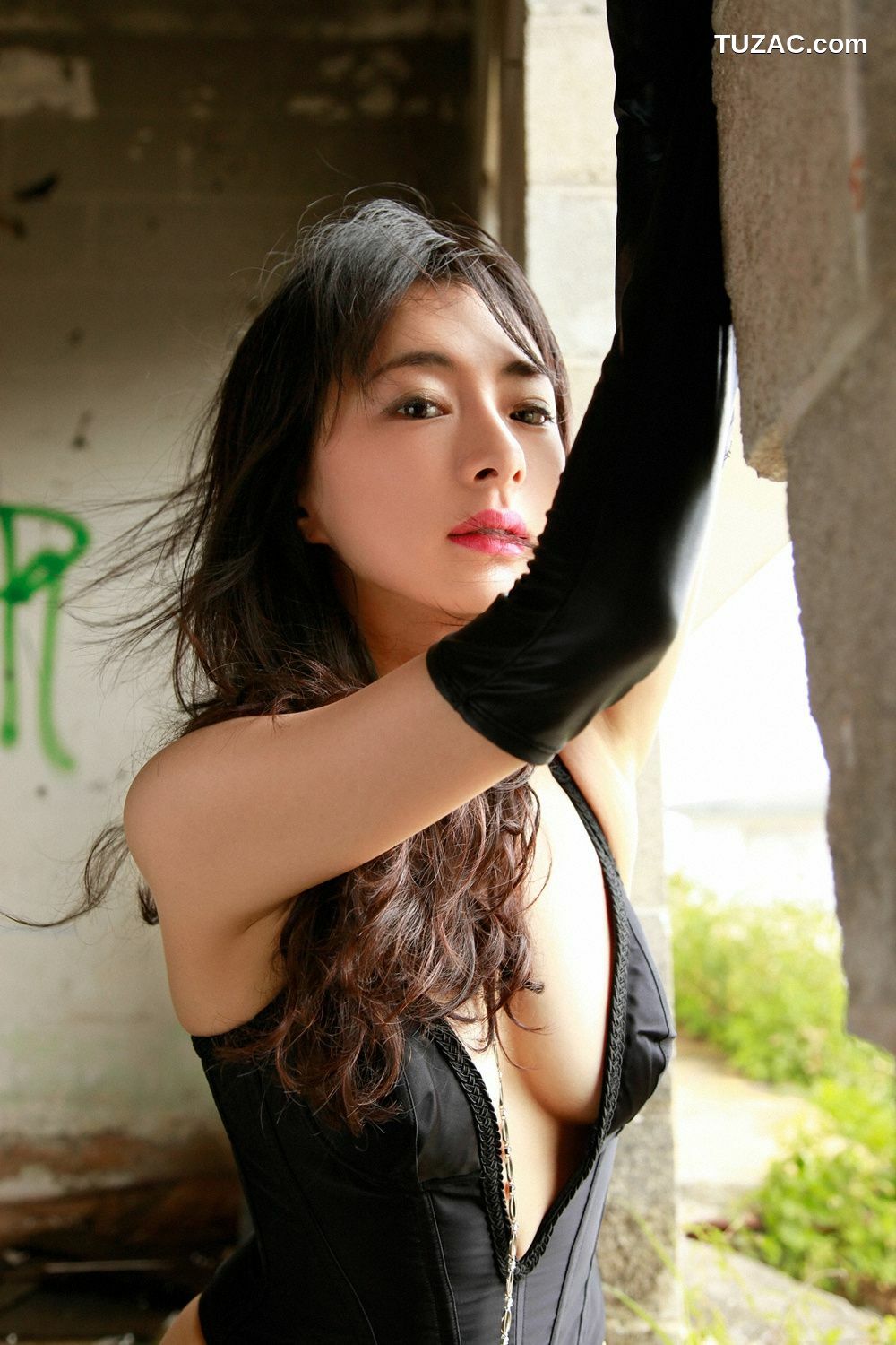 YS Web_Masako Umemiya 梅宮万紗子《誘惑》写真集 Vol.427[100P]
