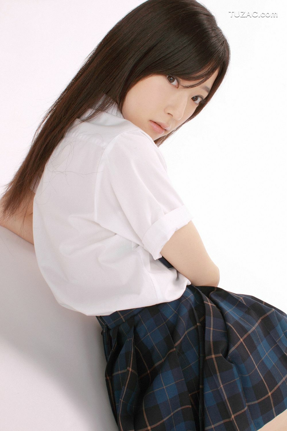 YS Web_Mika Narumi 成実美香《黑髮おねえサマー入學!》写真集 Vol.512[47P]