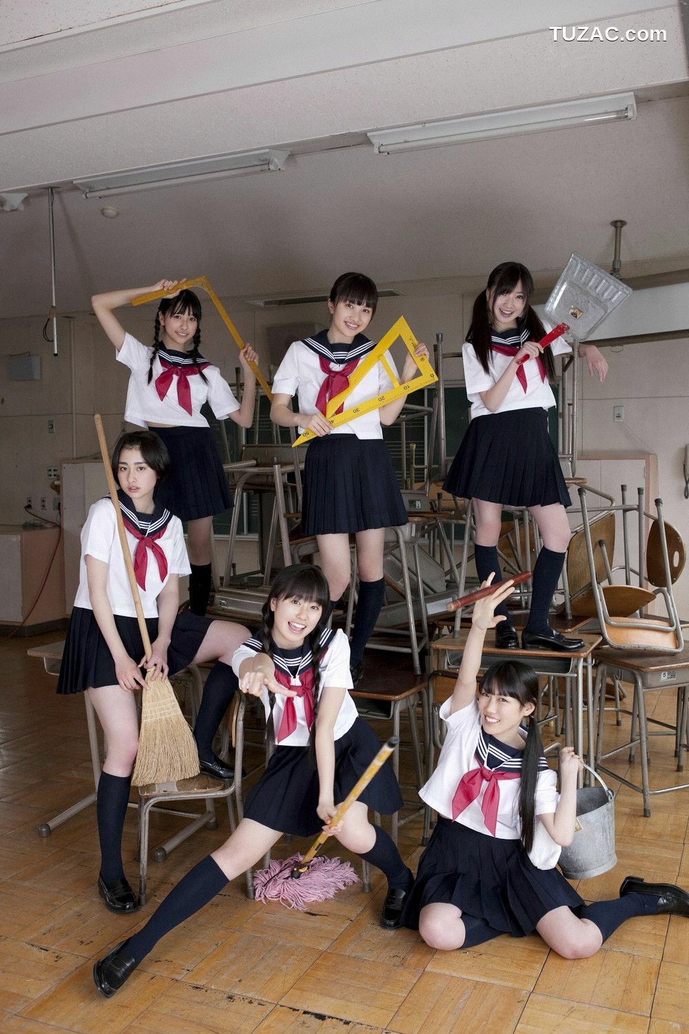 YS Web_Momoiro Clover 桃色幸运草Z ももいろクローバーZ《PEACH&times;6》写真集 Vol.402[96P]