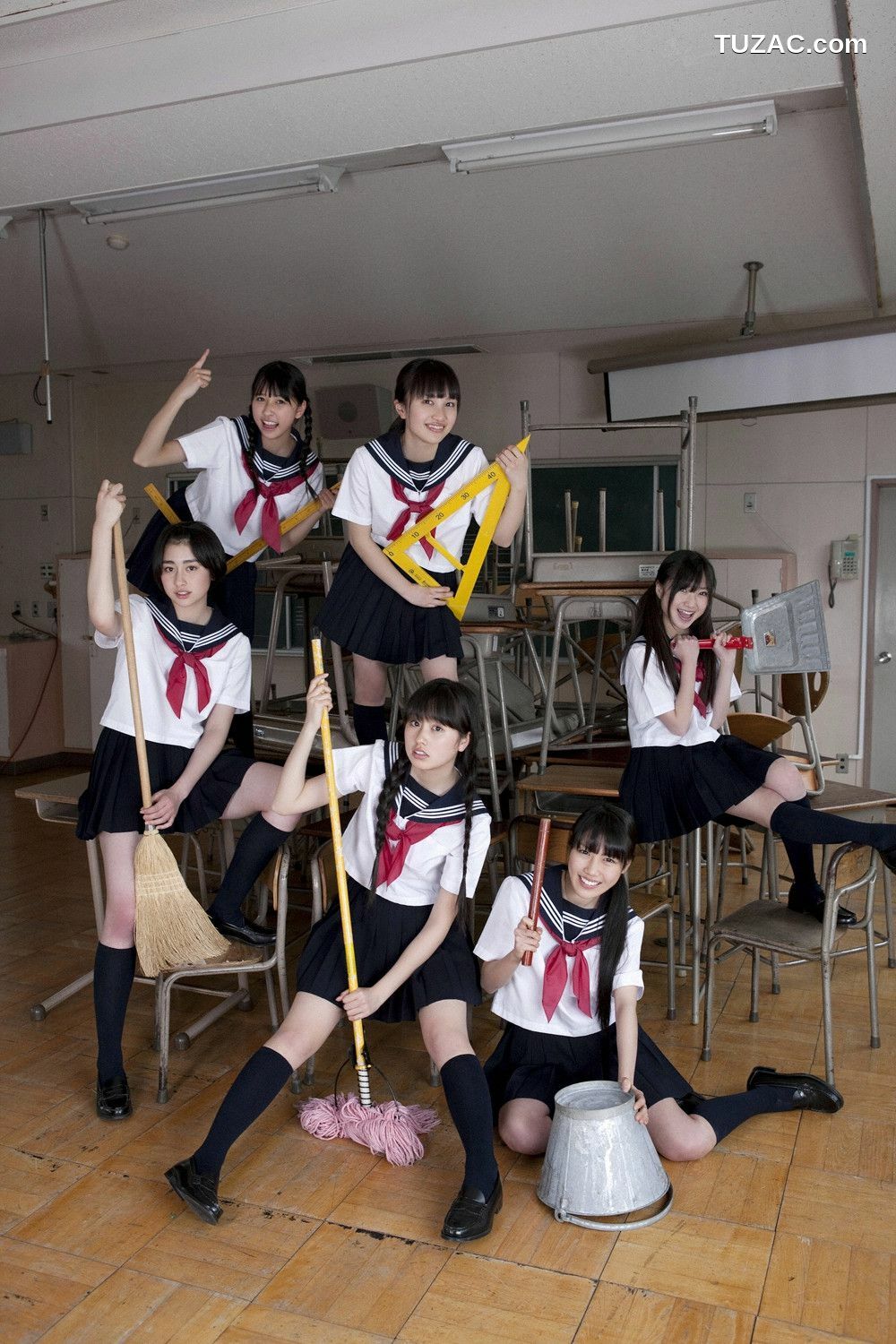 YS Web_Momoiro Clover 桃色幸运草Z ももいろクローバーZ《PEACH&times;6》写真集 Vol.402[96P]