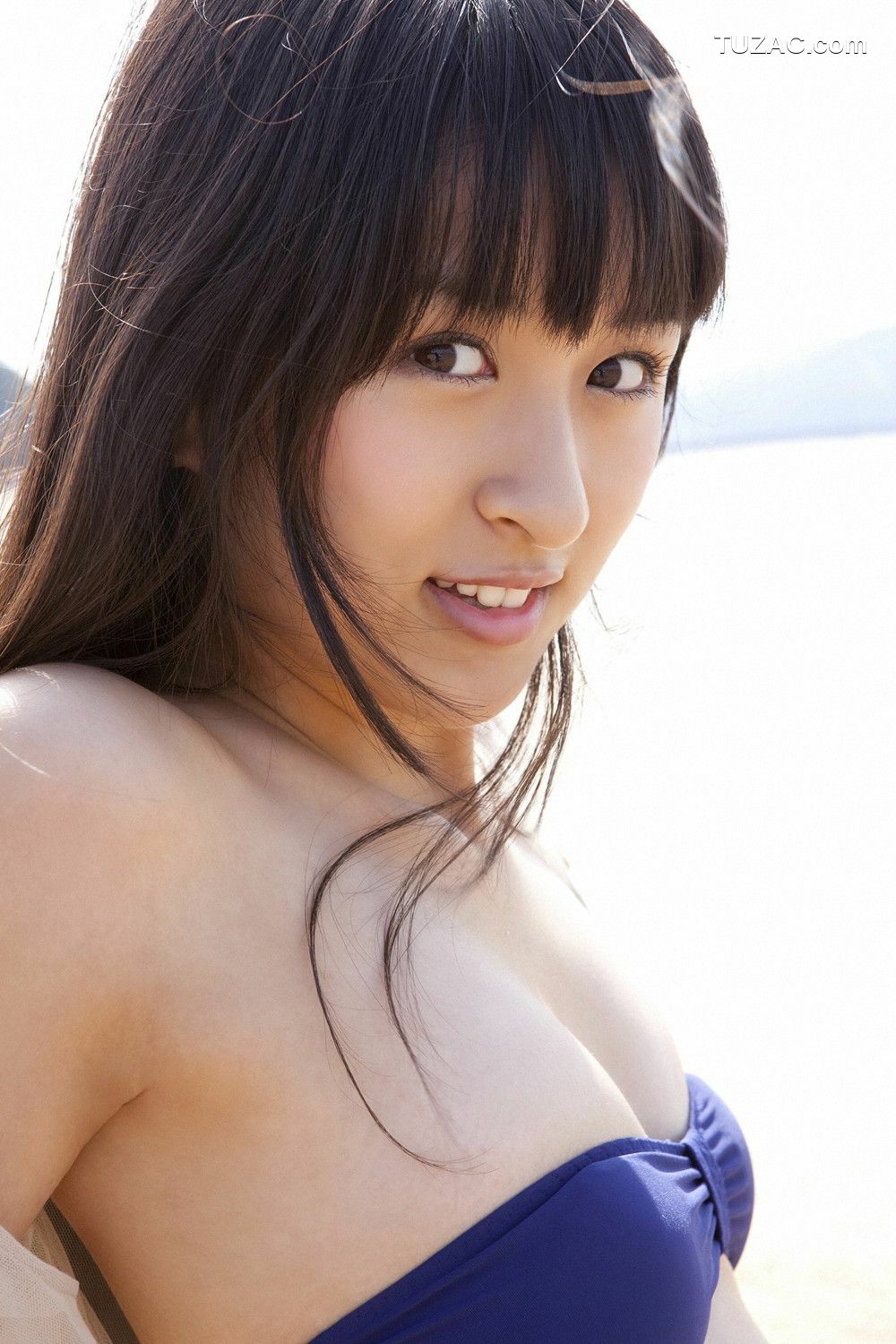 YS Web_入矢麻衣《一瞬で恋に落ちた!!》写真集 Vol.386[100P]