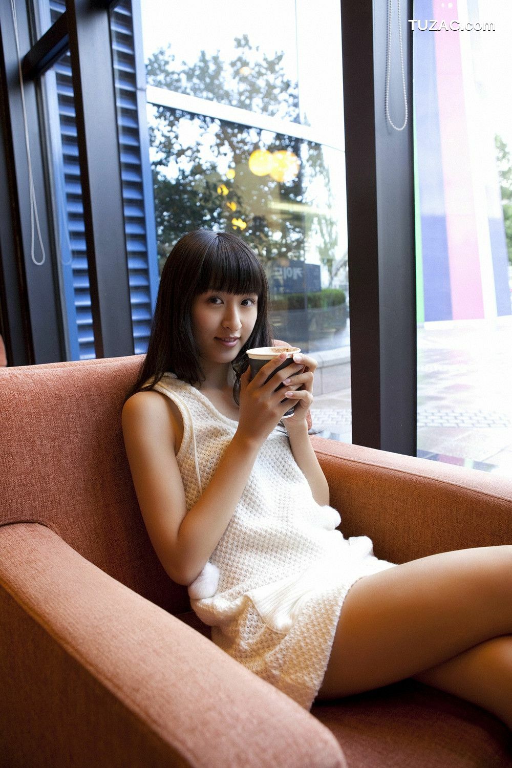 YS Web_入矢麻衣《一瞬で恋に落ちた!!》写真集 Vol.386[100P]