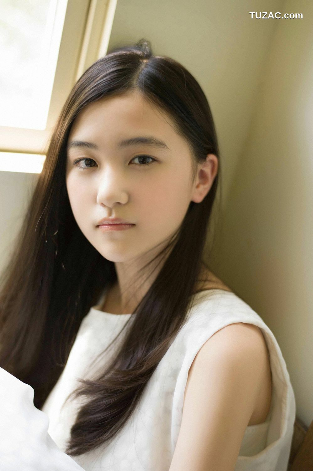 YS Web_山口まゆ/山口麻友《天使の繭》写真集 Vol.664[69P]