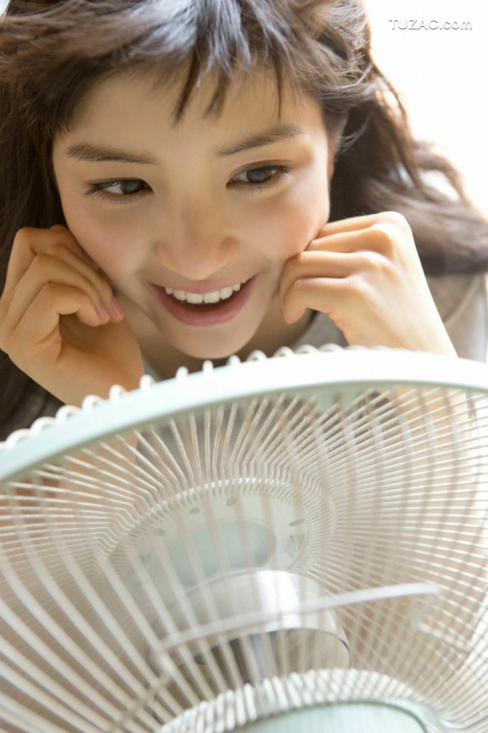 YS Web_川島海荷《あどけない君のしぐさ。☆少年サンデーSPECIAL PRESENTS☆》写真集 Vol.570[30P]