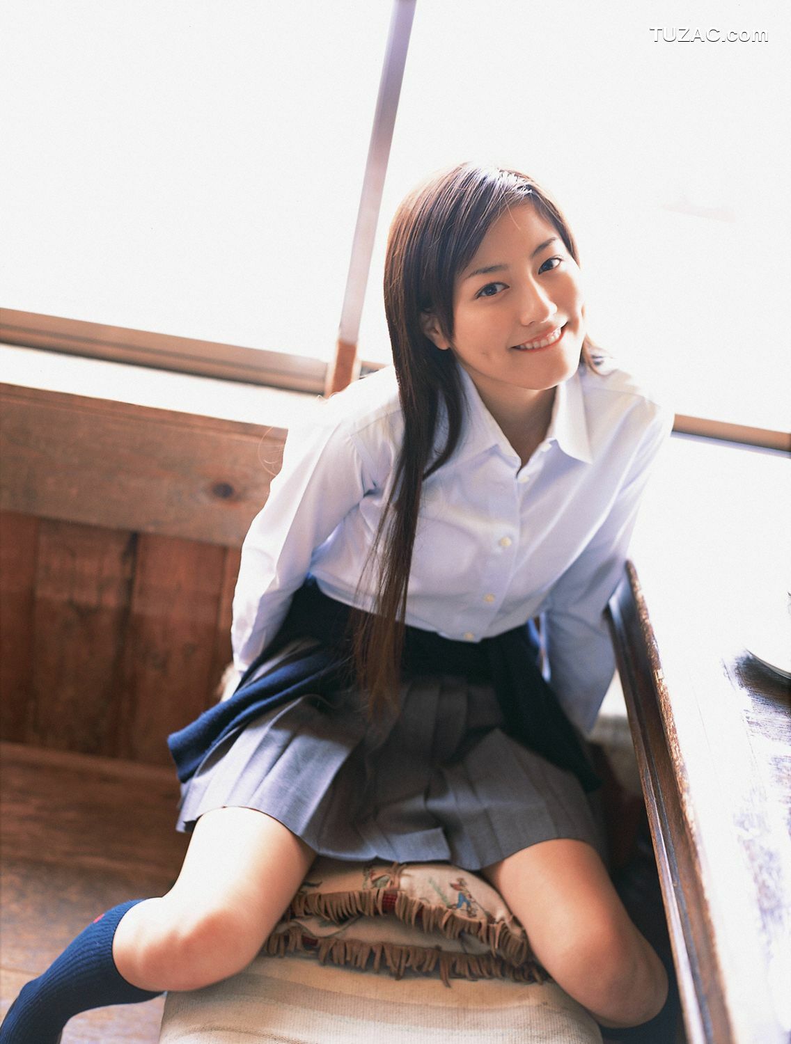 YS Web_杉本有美《超本格派美少女降临!!》写真集 Vol.196[82P]