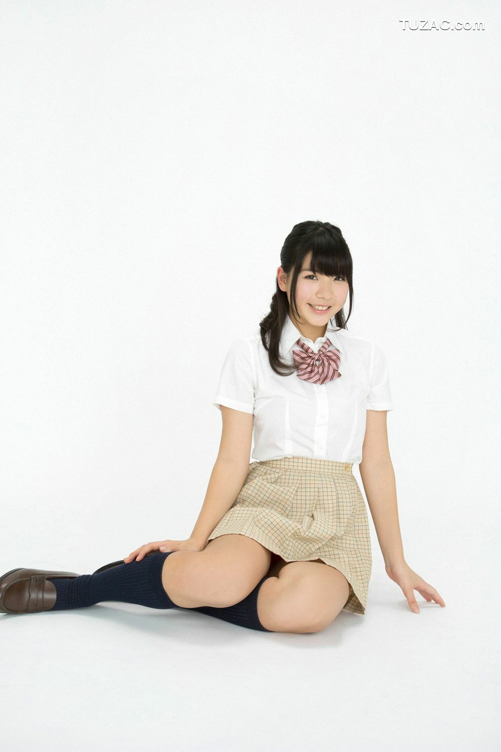 YS Web_芹沢潤/芹泽润《日本一スカートが短い现役女子高生グラドル入学！》写真集 Vol.640[50P]