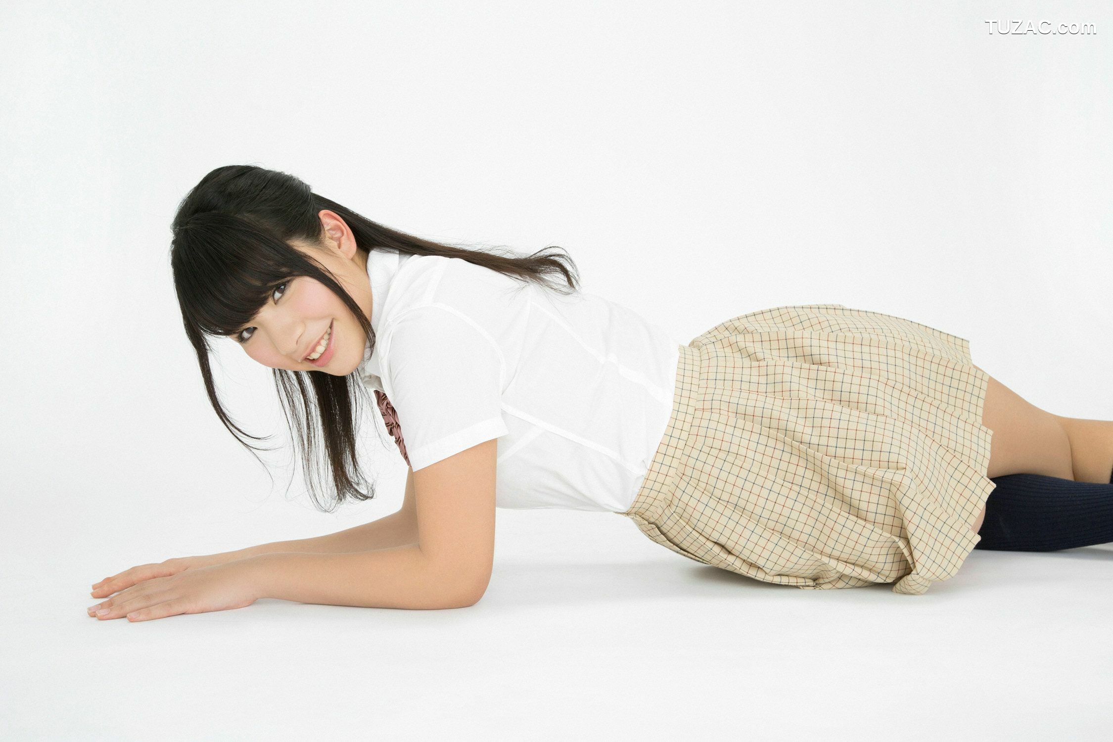 YS Web_芹沢潤/芹泽润《日本一スカートが短い现役女子高生グラドル入学！》写真集 Vol.640[50P]