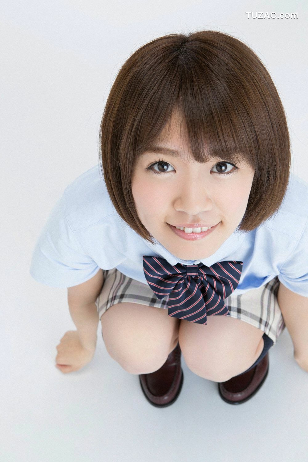 YS Web_菜乃花《ABCDEFGH･･･Iカップ！ショートカット美少女入学!!》写真集 Vol.656[43P]