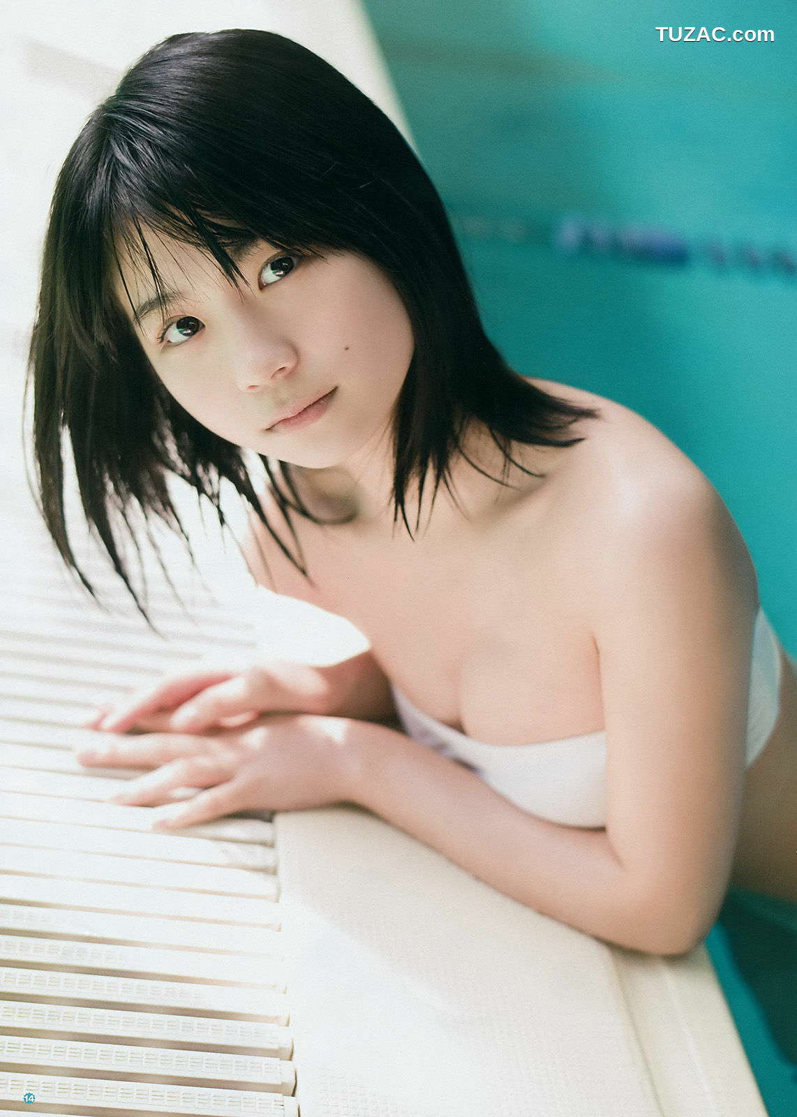 Young Gangan杂志写真_ 小畑優奈 久保ユリカ 2017年No.09 写真杂志[32P]