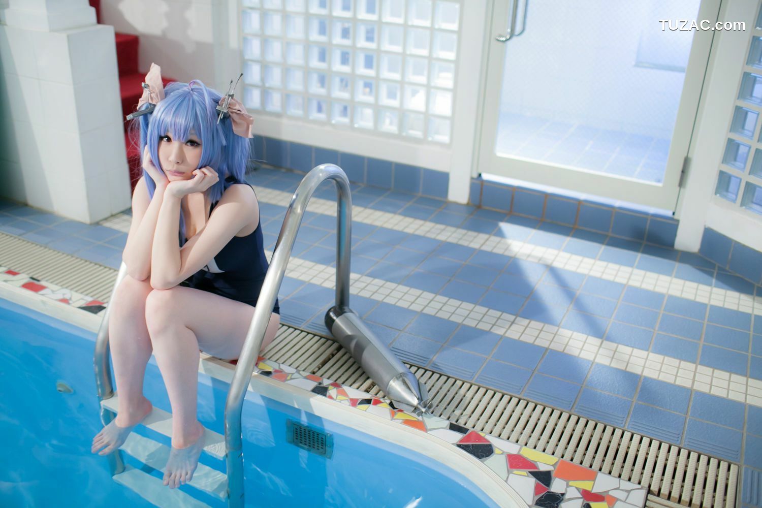 日本CosPlay_ Suite collection 4《艦これ》伊19 写真集[100P]