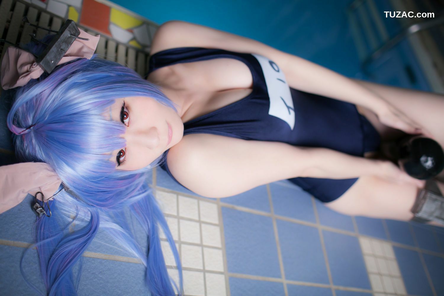 日本CosPlay_ Suite collection 4《艦これ》伊19 写真集[100P]