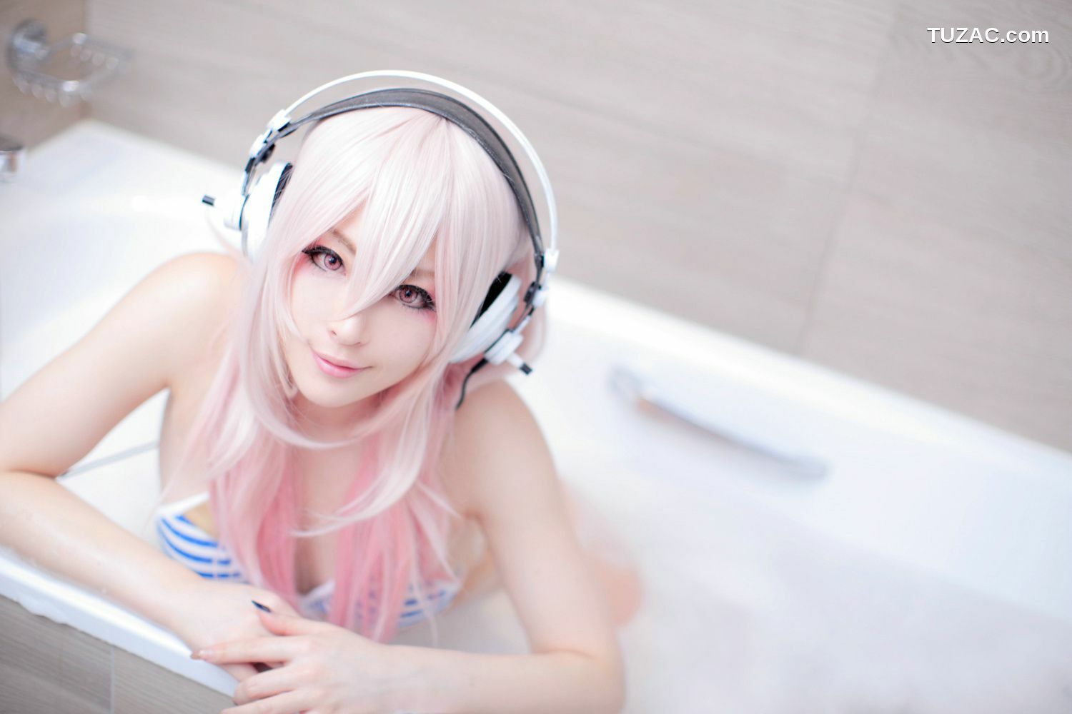 日本CosPlay_Usagi 《Sonicomi 》Super Sonico 写真集[99P]