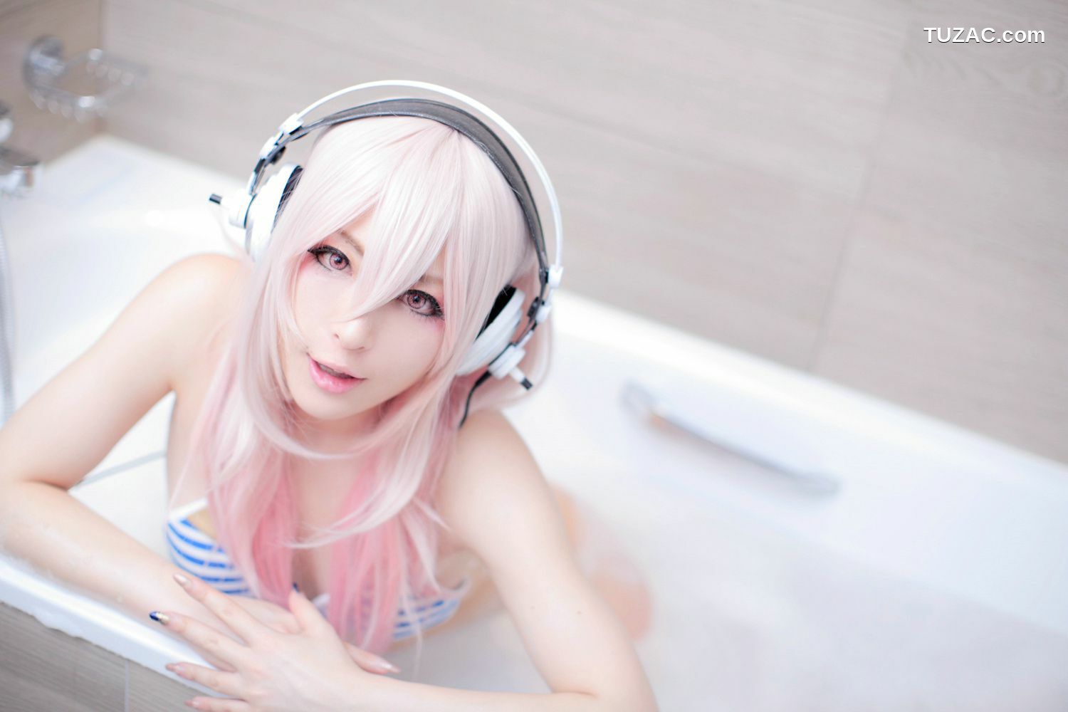 日本CosPlay_Usagi 《Sonicomi 》Super Sonico 写真集[99P]