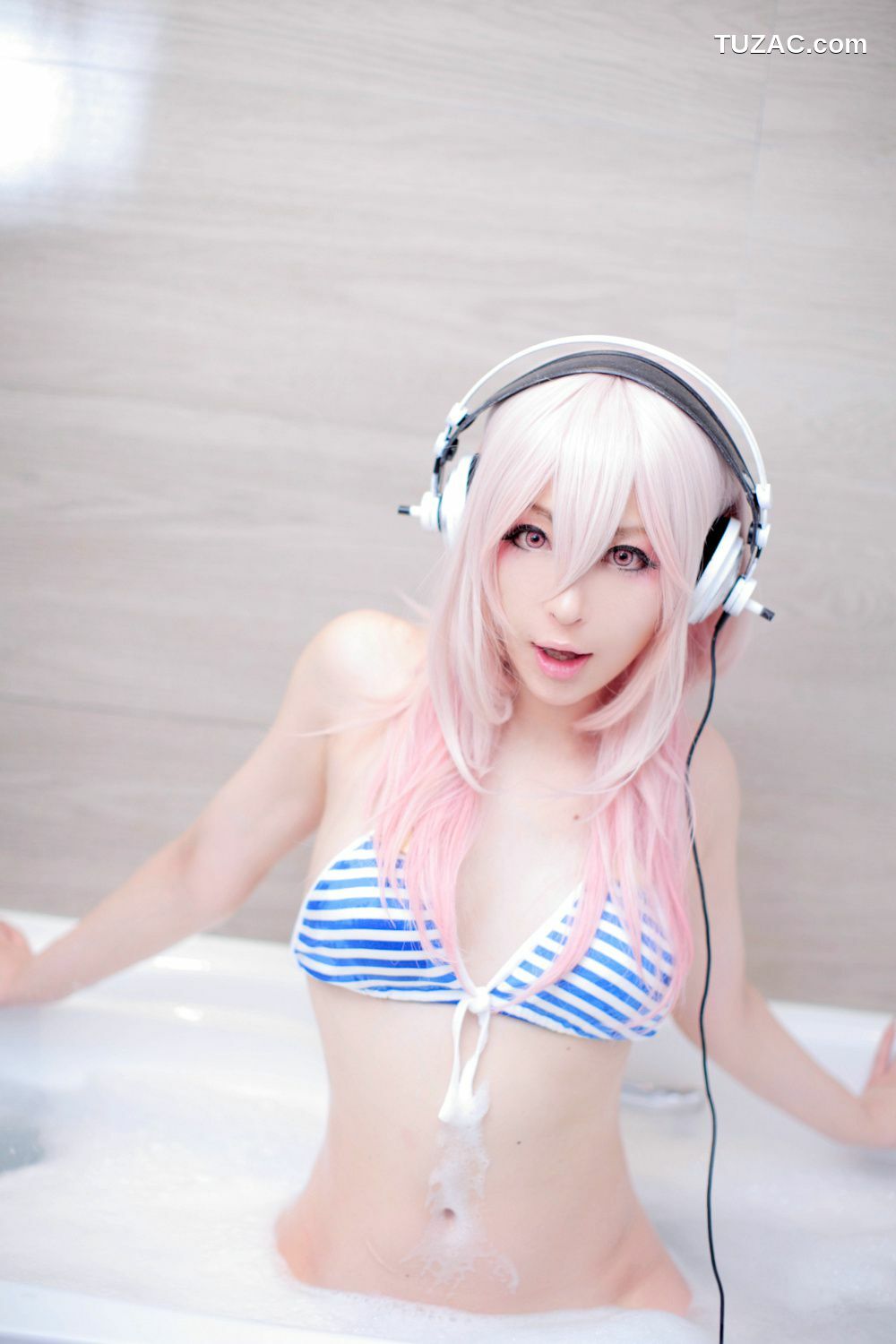 日本CosPlay_Usagi 《Sonicomi 》Super Sonico 写真集[99P]