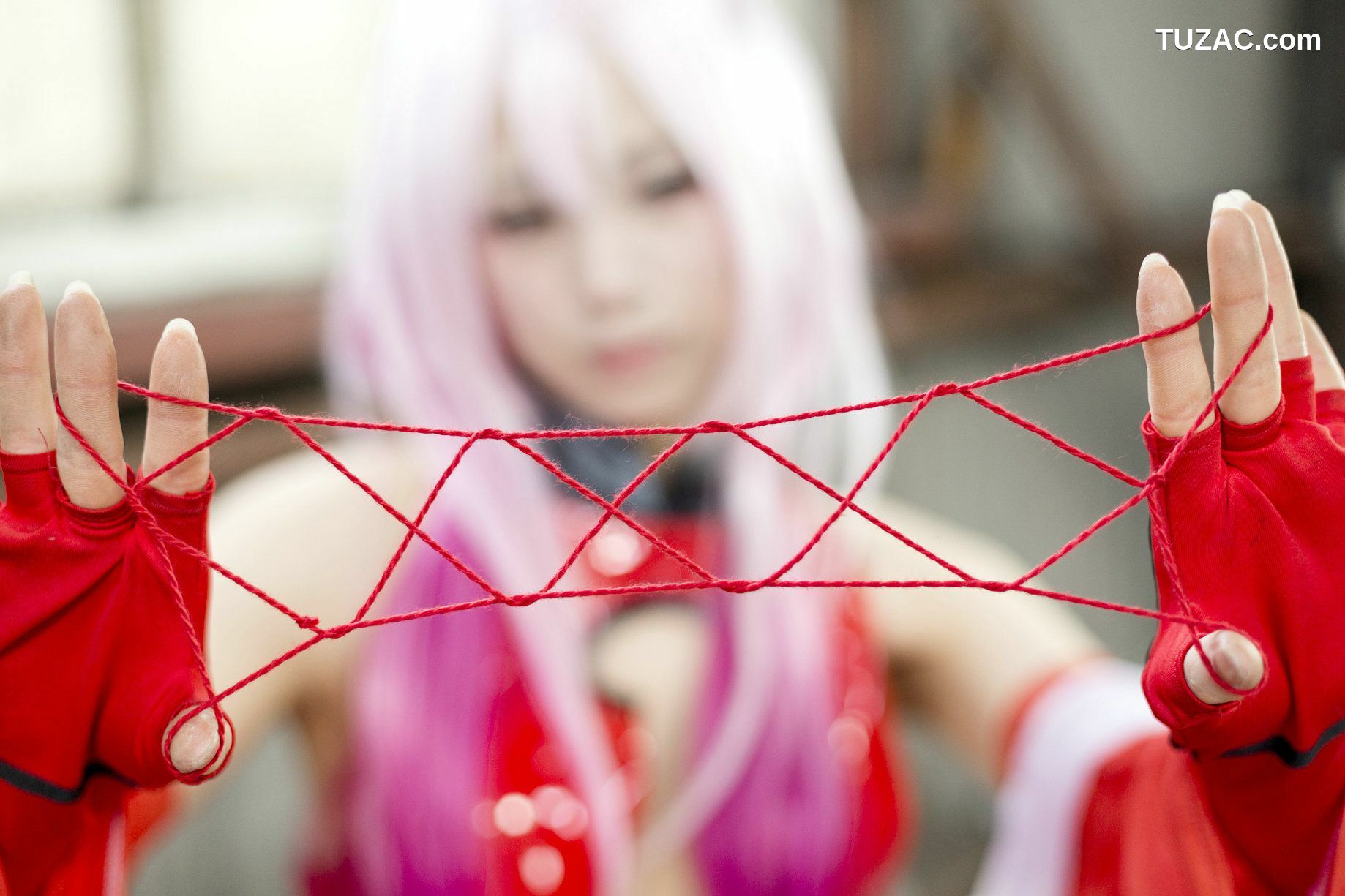 日本CosPlay_うさ吉 《Guilty Crown》Yuzuriha Inori 写真集[100P]