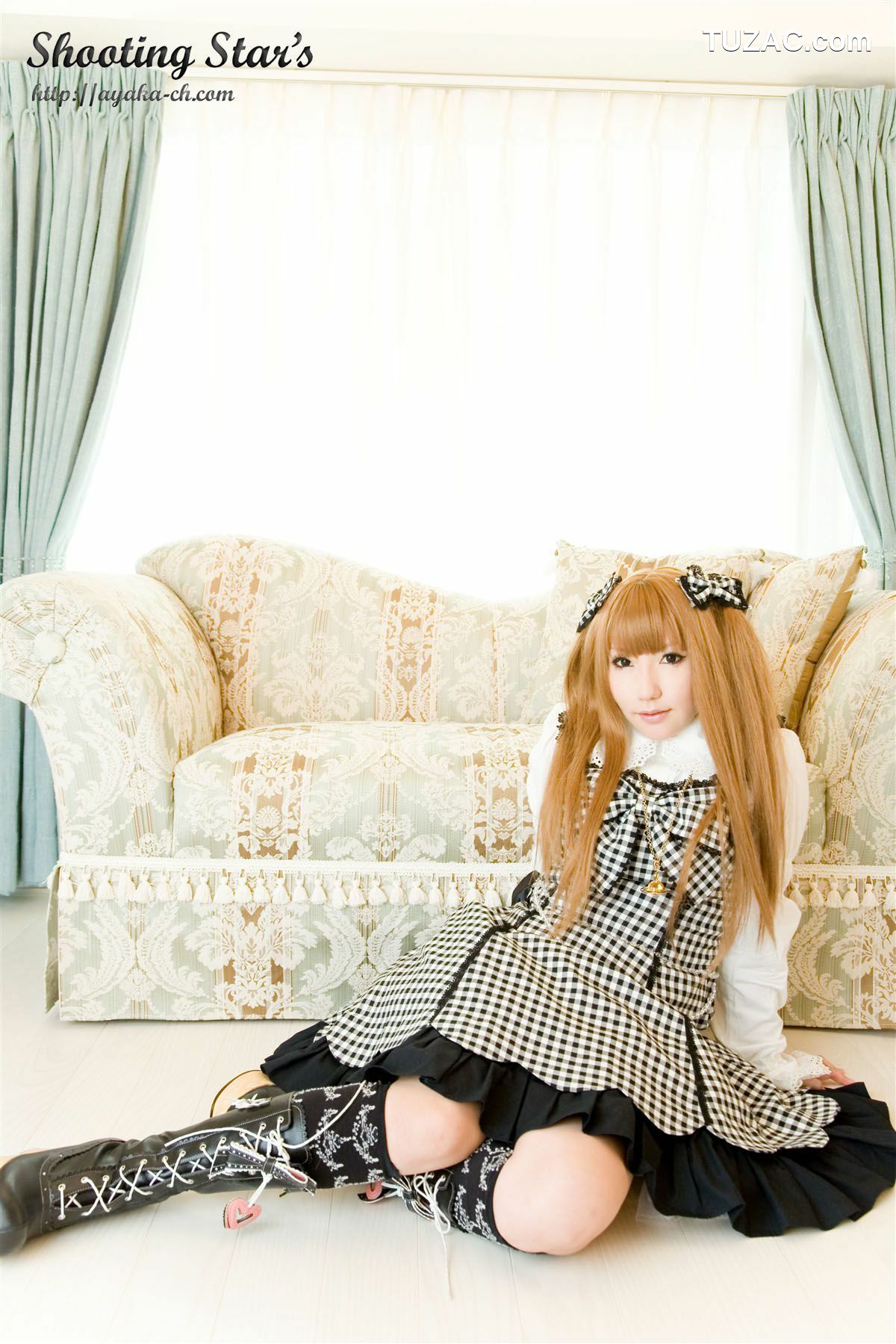 日本CosPlay_サク (Saku) 《Gothic Lolita(ゴスロリ)》 写真集[100P]