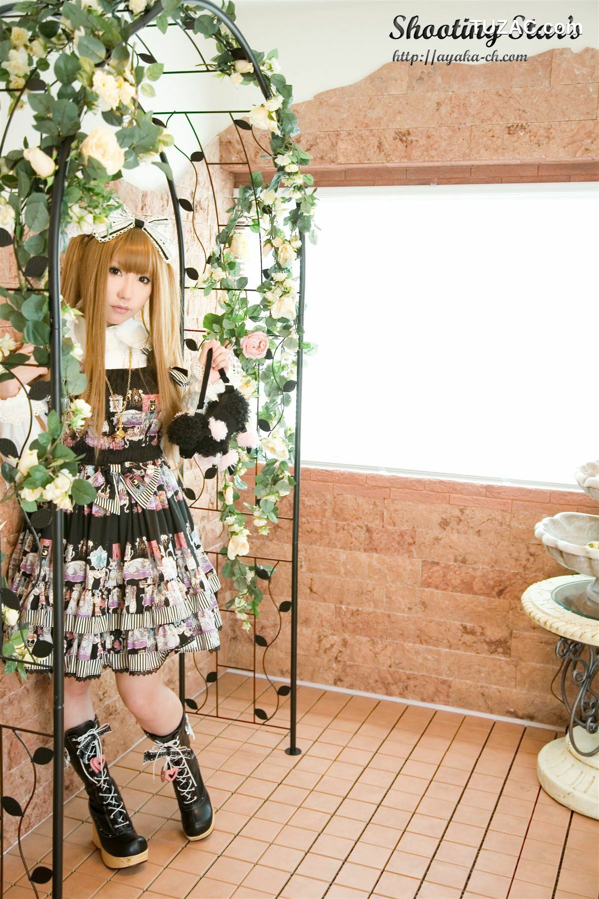 日本CosPlay_サク (Saku) 《Gothic Lolita(ゴスロリ)》 写真集[100P]