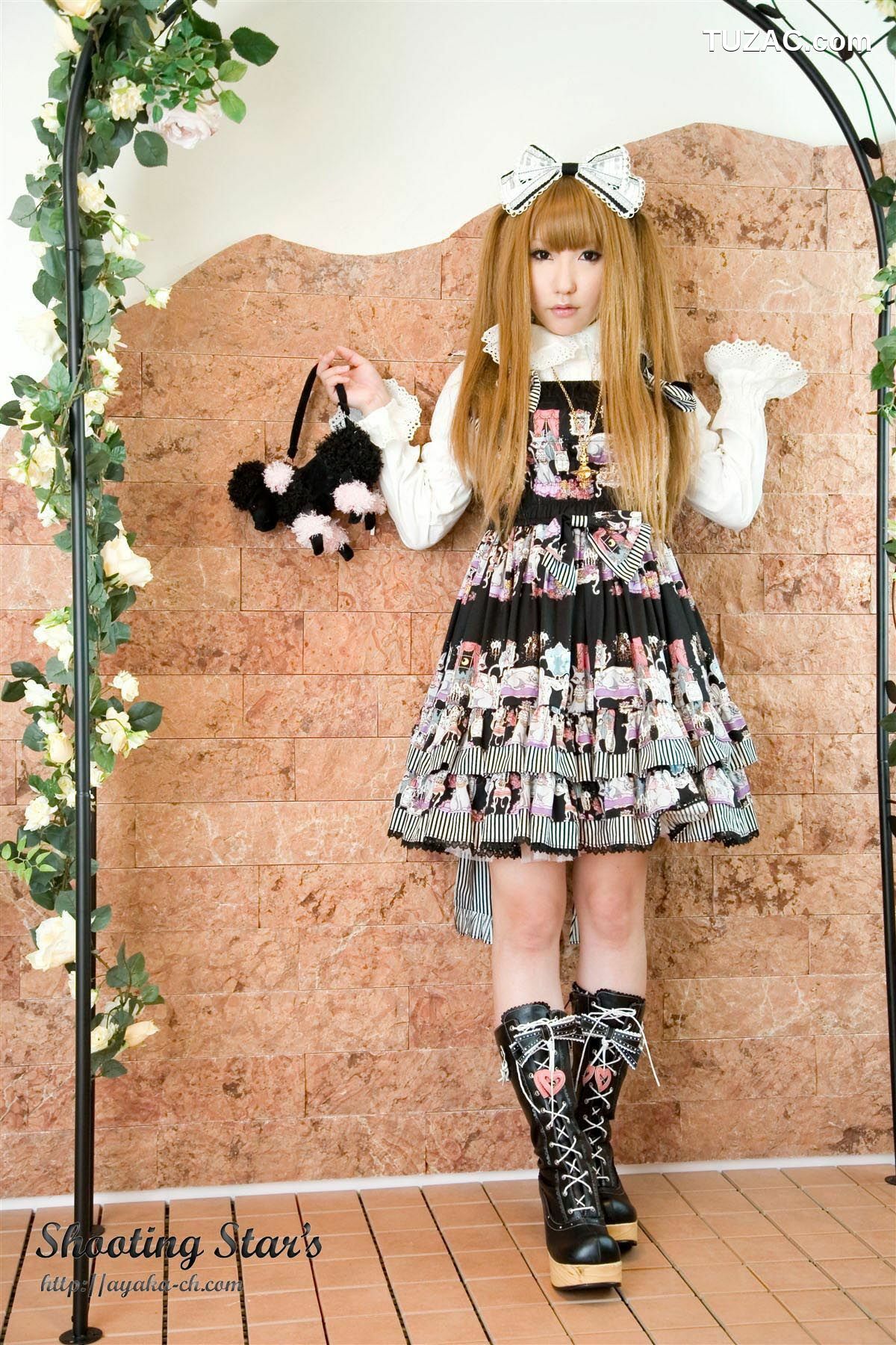 日本CosPlay_サク (Saku) 《Gothic Lolita(ゴスロリ)》 写真集[100P]