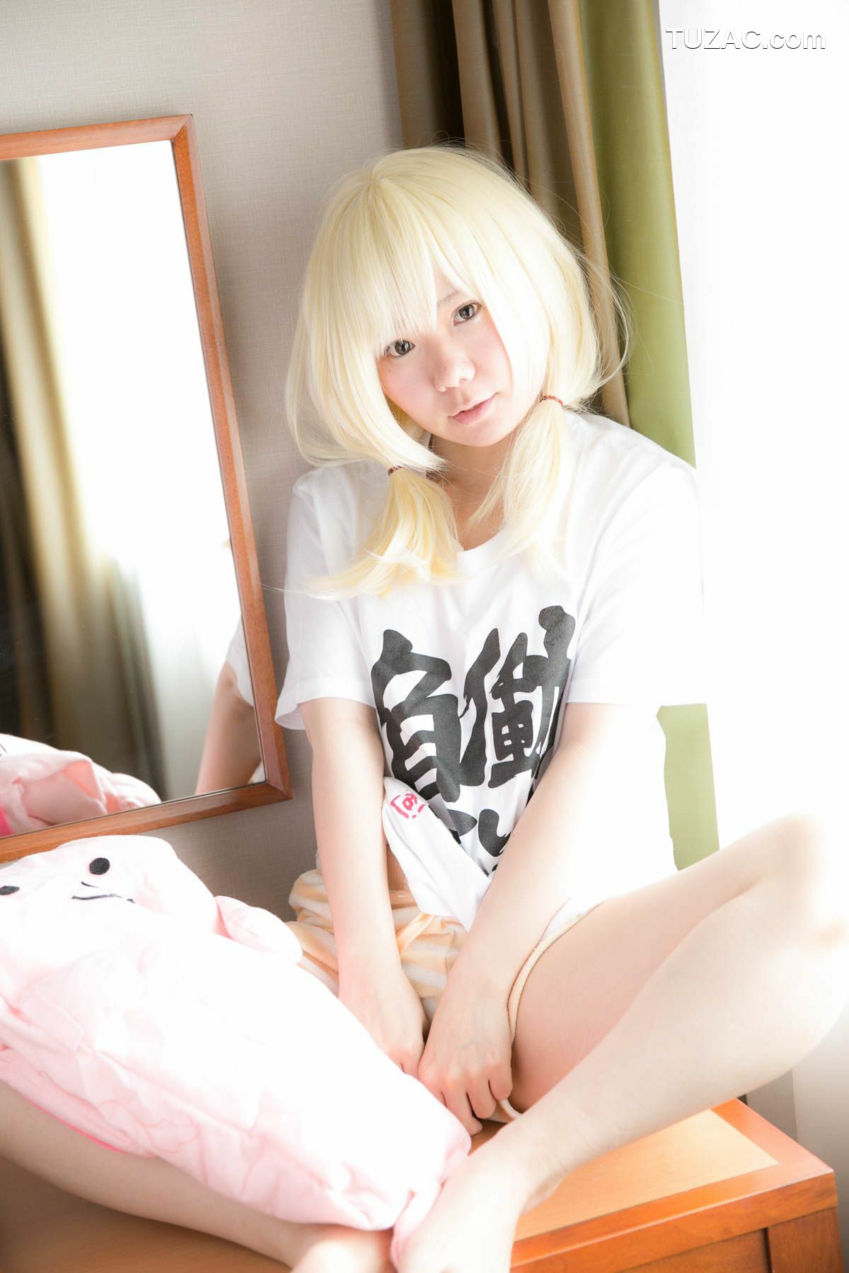 日本CosPlay_兎丘なこ《Idolmaster》Futaba Anzu(双葉杏) 写真集[36P]