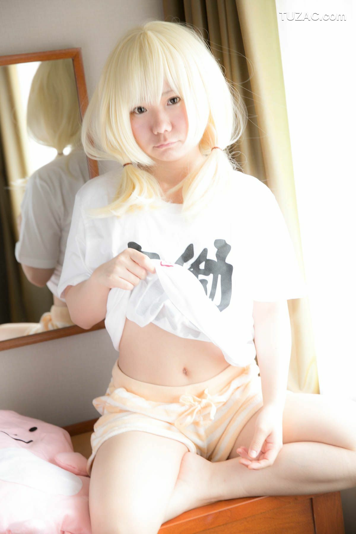 日本CosPlay_兎丘なこ《Idolmaster》Futaba Anzu(双葉杏) 写真集[36P]