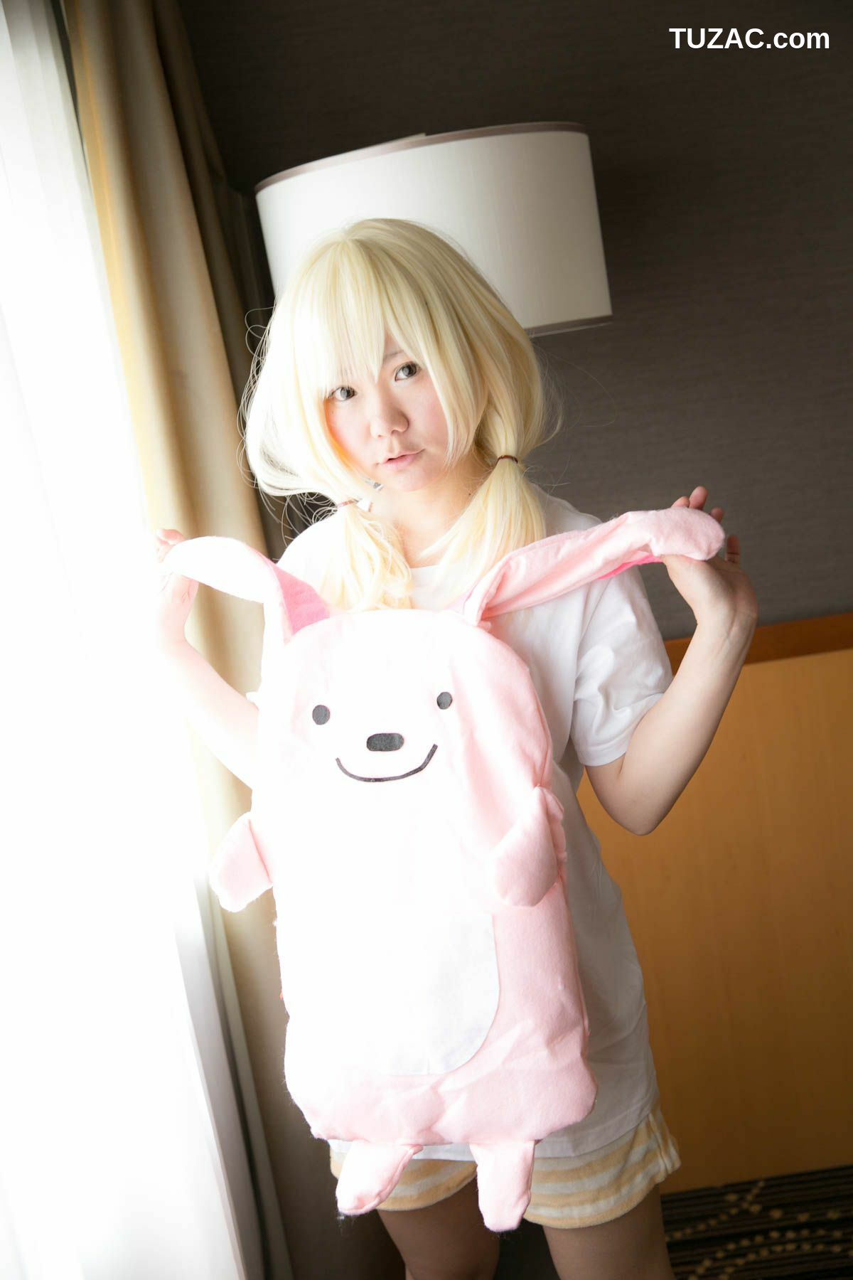 日本CosPlay_兎丘なこ《Idolmaster》Futaba Anzu(双葉杏) 写真集[36P]