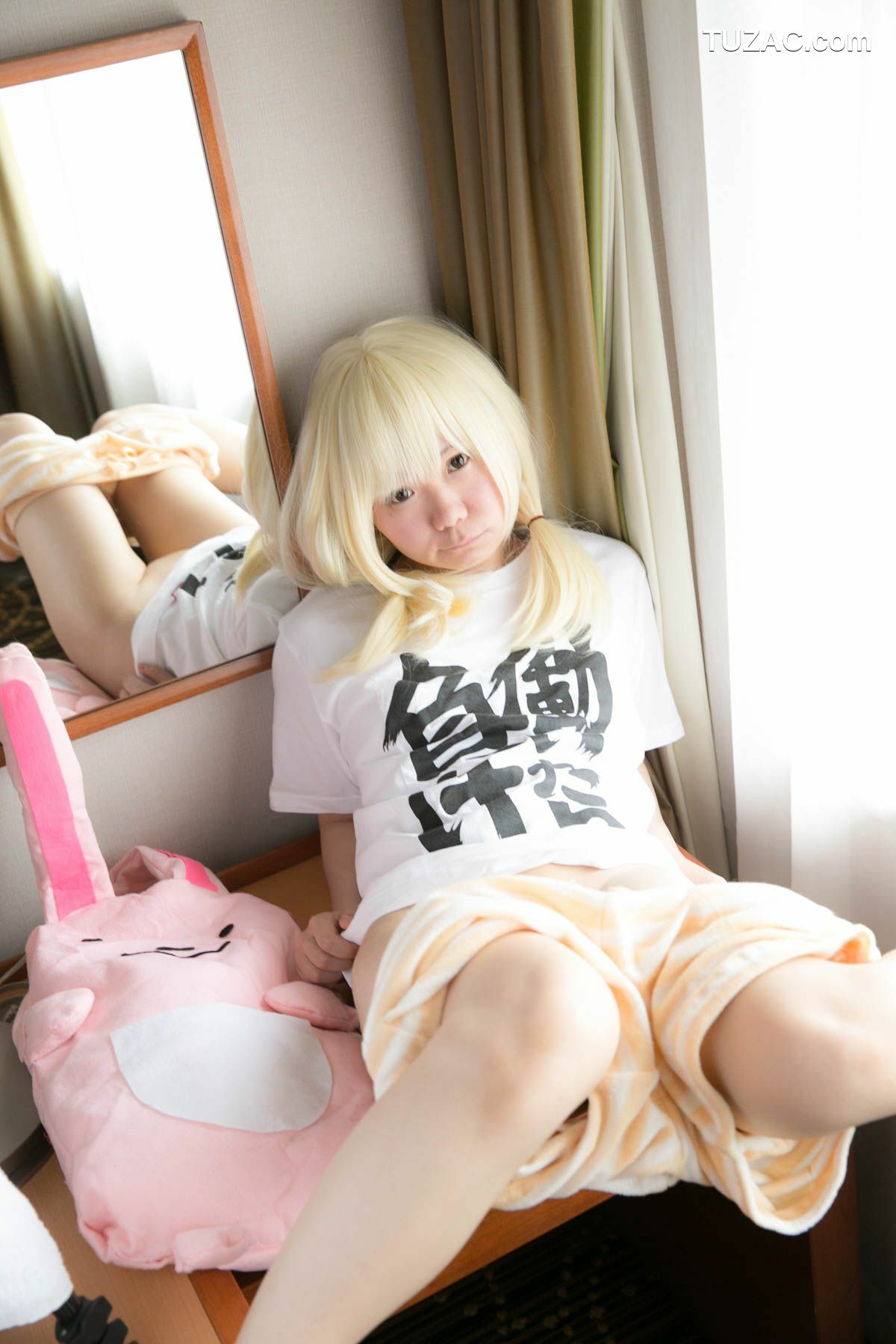 日本CosPlay_兎丘なこ《Idolmaster》Futaba Anzu(双葉杏) 写真集[36P]