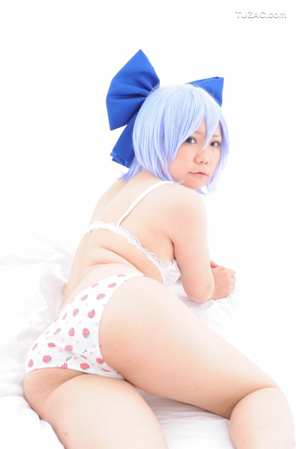 日本CosPlay_兎丘なこ《Touhou Project》Cirno+Inubashiri Momiji 写真集[80P]