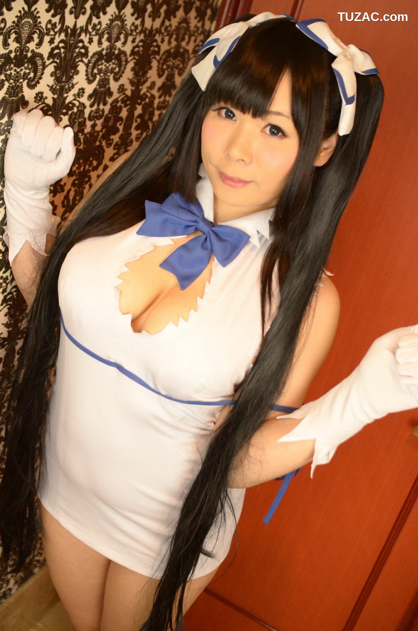 日本CosPlay_岡田ゆい《ダンジョンに出会いを求めるのは間違っているだろうか》Hestia 写真集[99P]