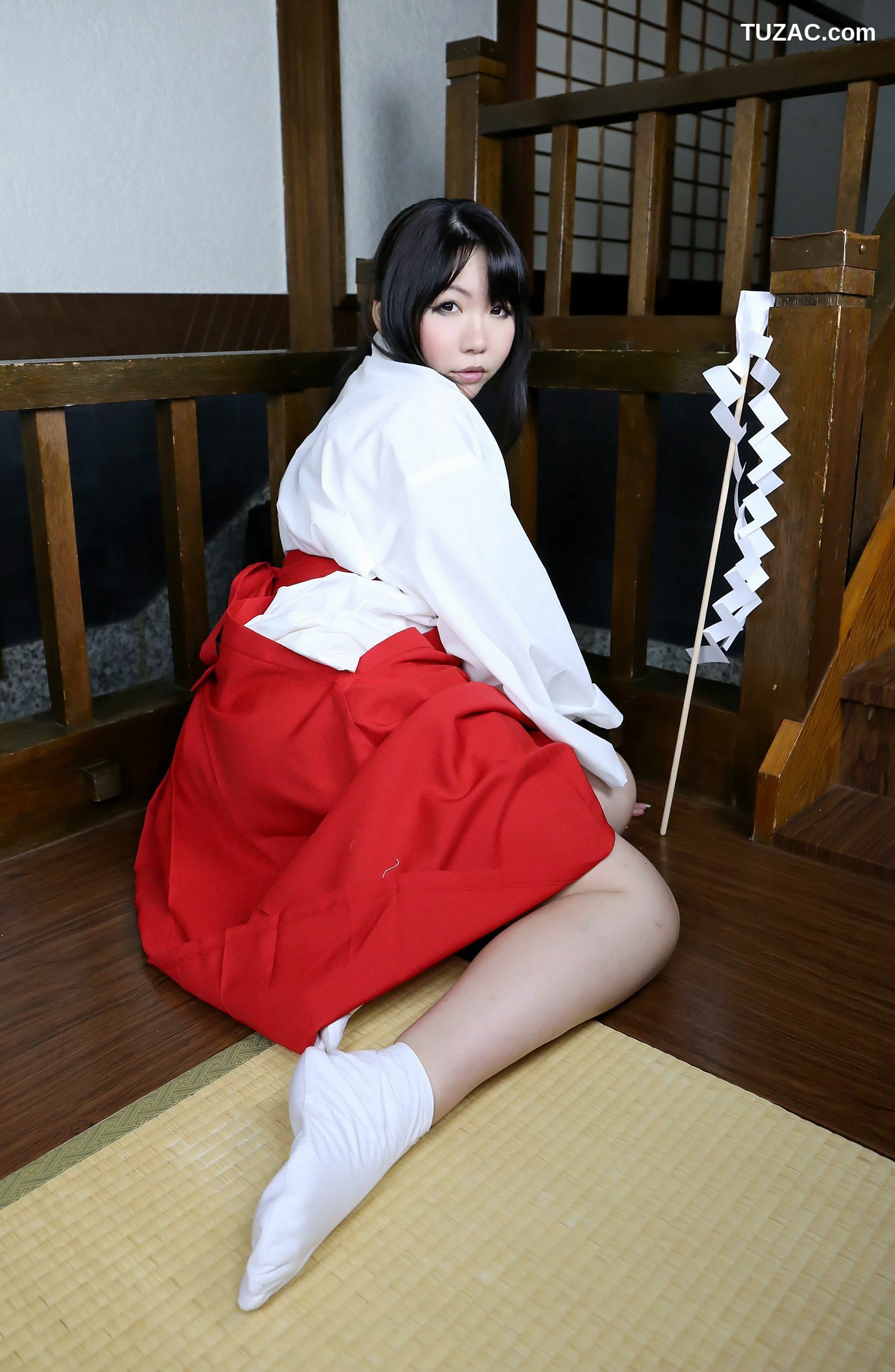 日本CosPlay_日暮りん(日暮玲) 巫女 写真集[100P]