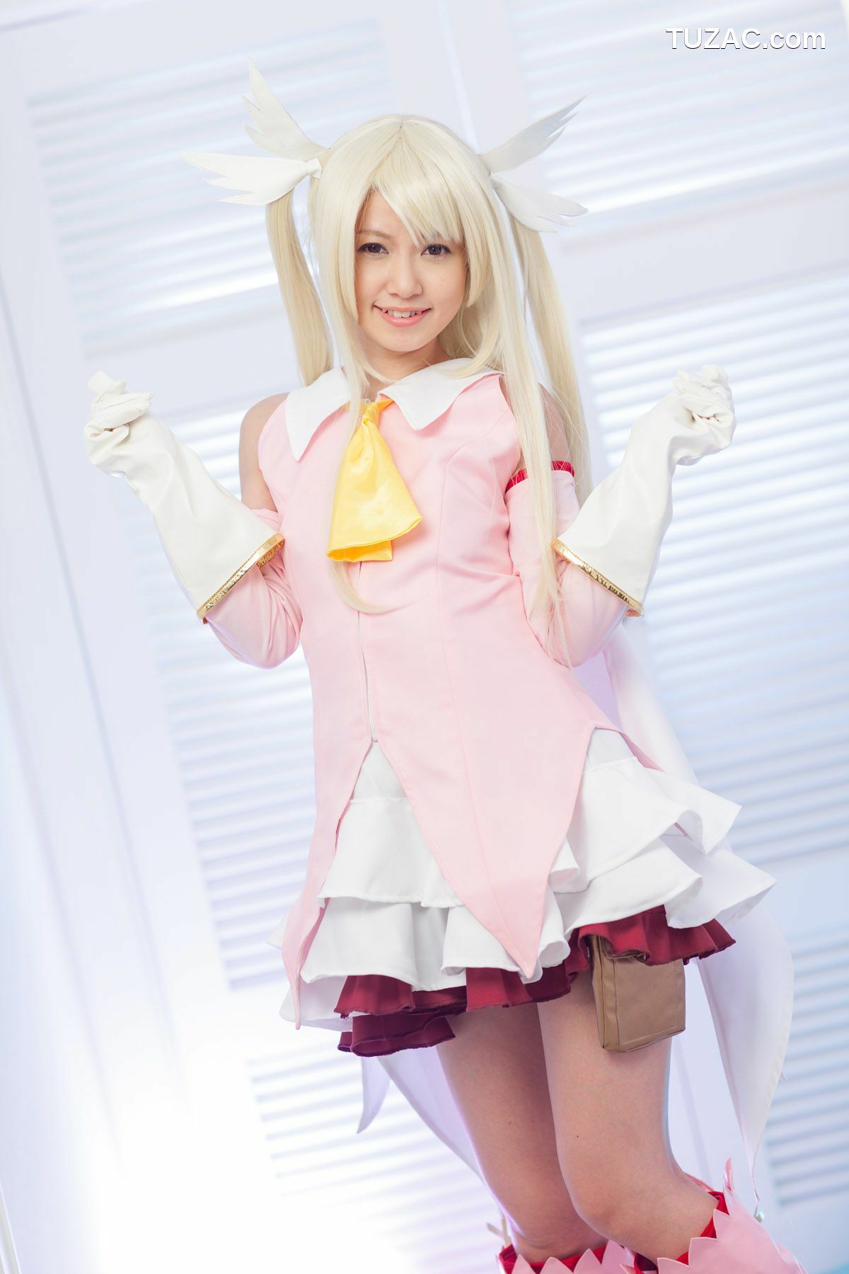 日本CosPlay_朝倉ことみ (朝仓琴美) 《Fate＼stay night》Illyasviel von Einzbern 写真集[60P]