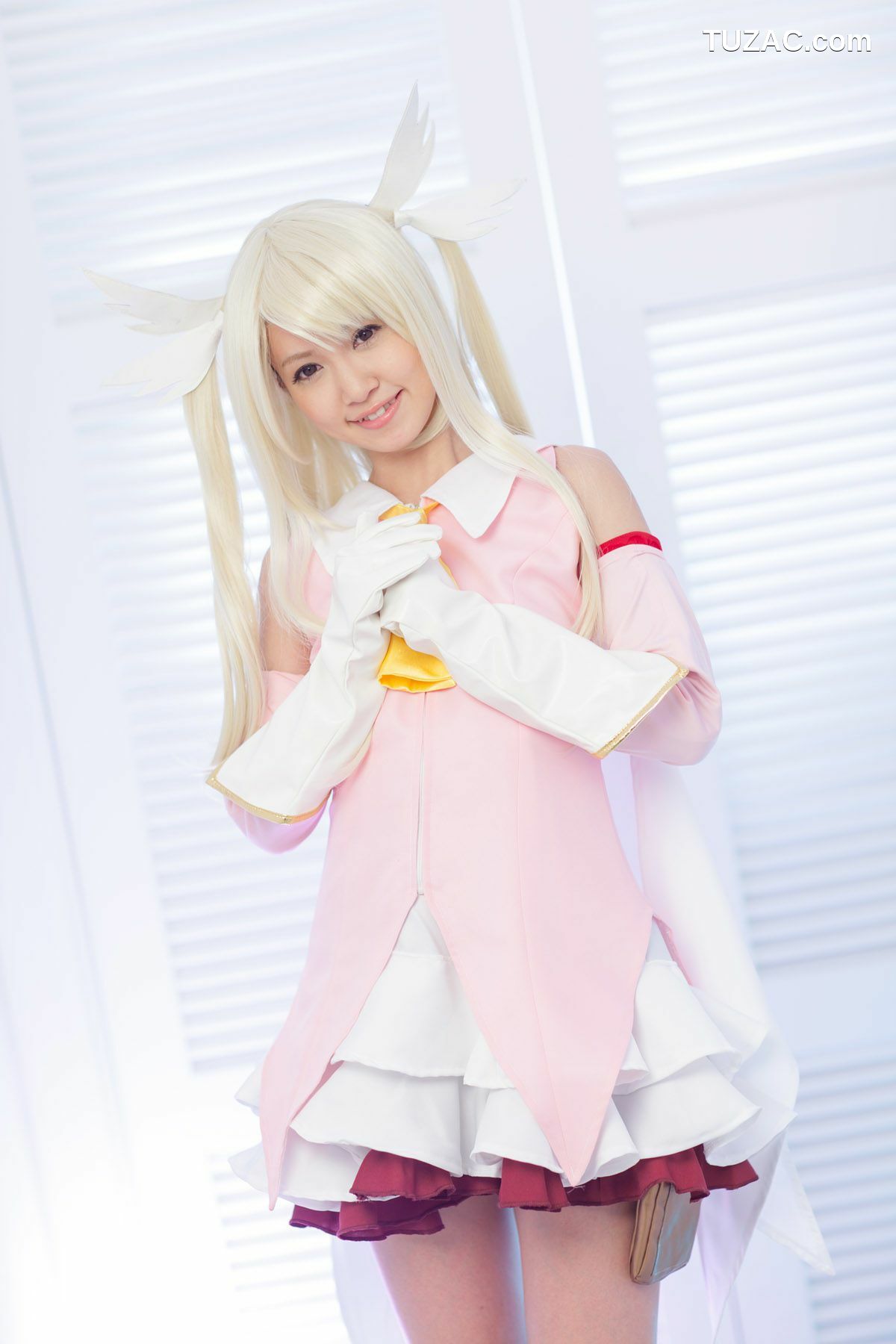 日本CosPlay_朝倉ことみ (朝仓琴美) 《Fate＼stay night》Illyasviel von Einzbern 写真集[60P]