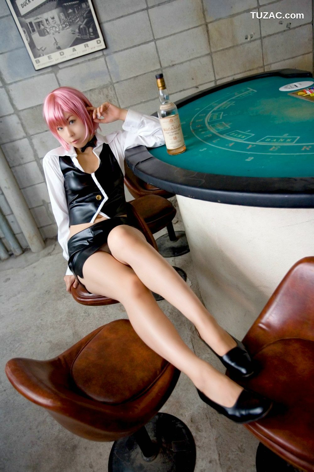 日本CosPlay_橘みなみ (Tachibana Minami) 《赌场少女》理欧・罗伦斯 3Sets 写真集