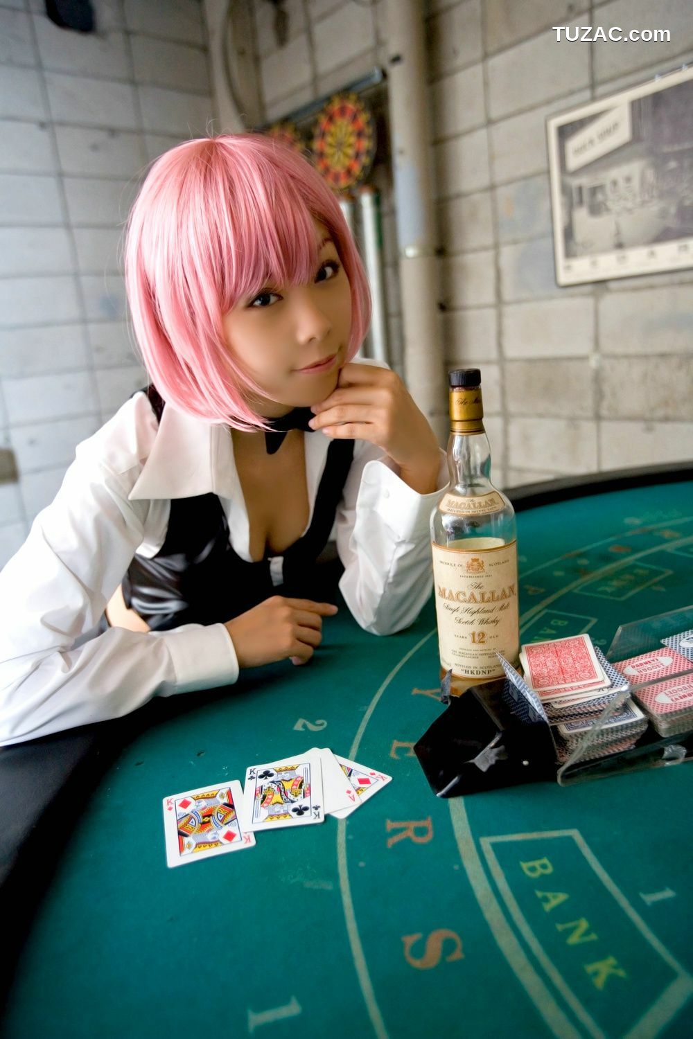 日本CosPlay_橘みなみ (Tachibana Minami) 《赌场少女》理欧・罗伦斯 3Sets 写真集