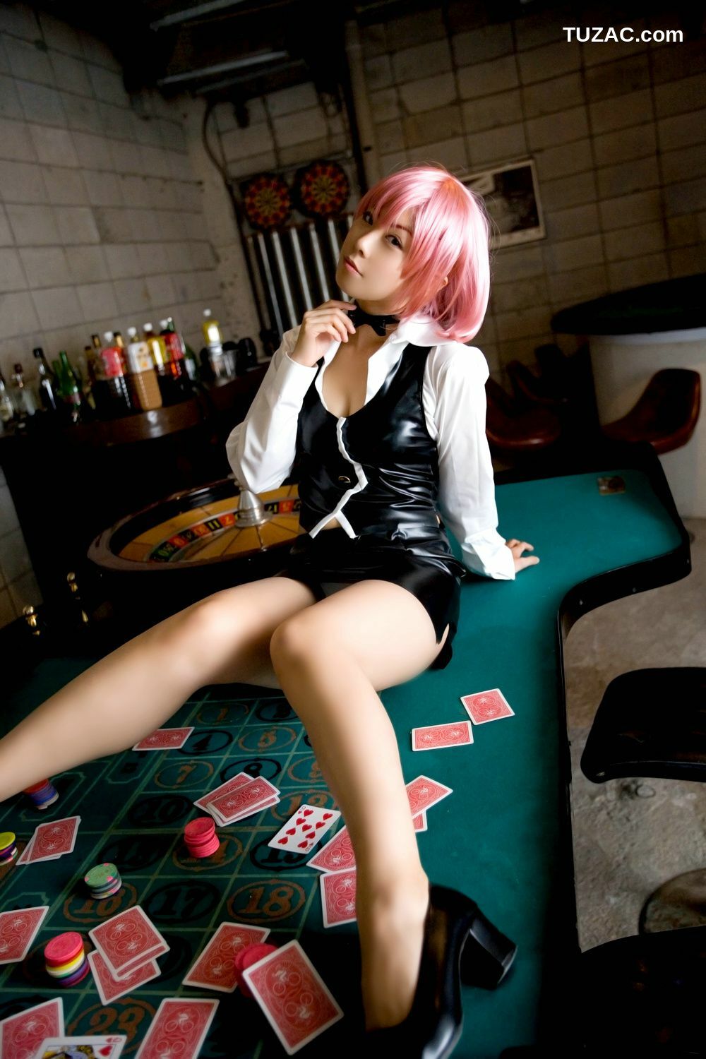 日本CosPlay_橘みなみ (Tachibana Minami) 《赌场少女》理欧・罗伦斯 3Sets 写真集