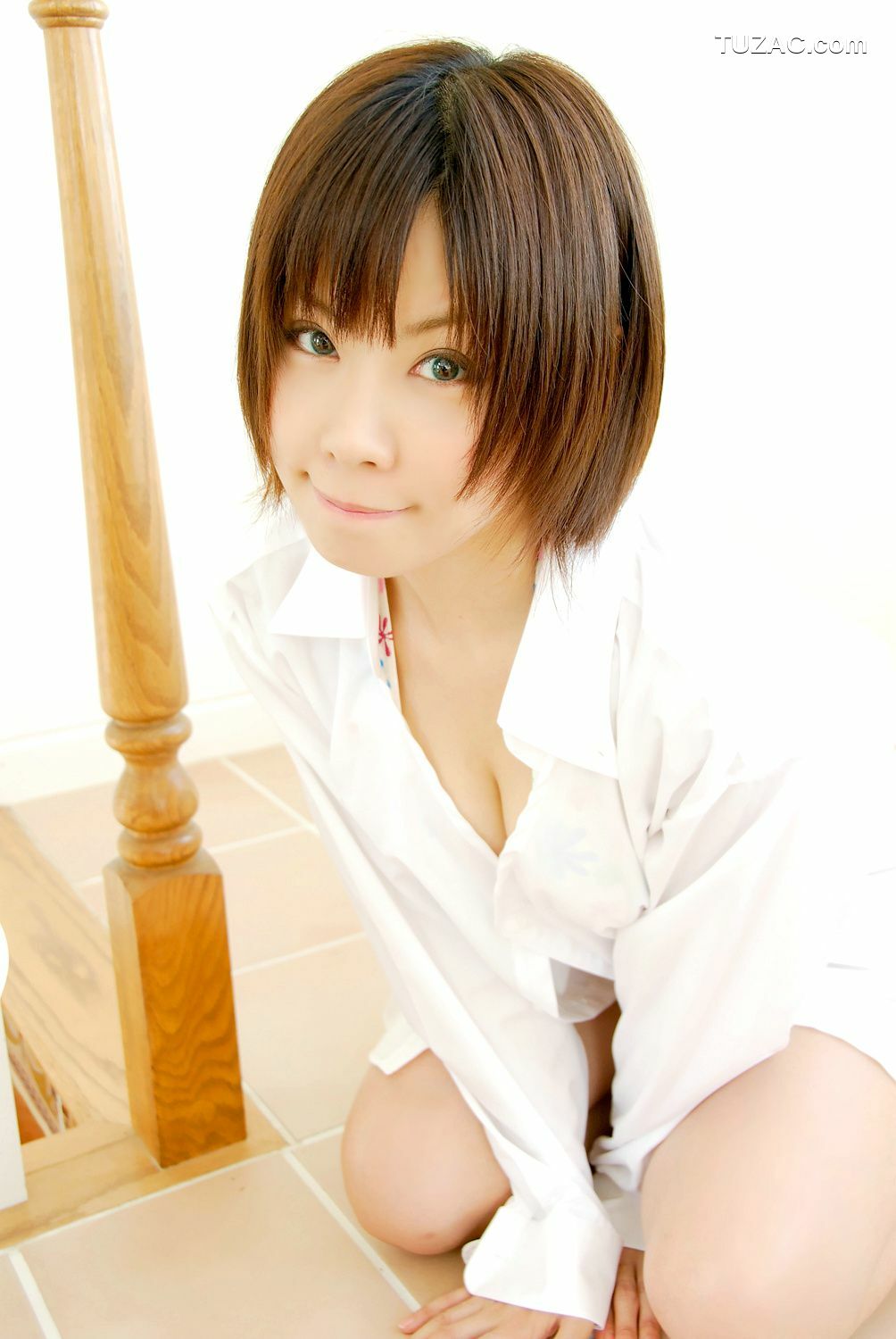 日本CosPlay_橘みなみ (Tachibana Minami) 《赌场少女》理欧・罗伦斯 3Sets 写真集